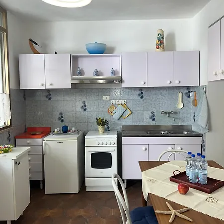 Casa A Due Passi Dal Mare Holiday home Viareggio